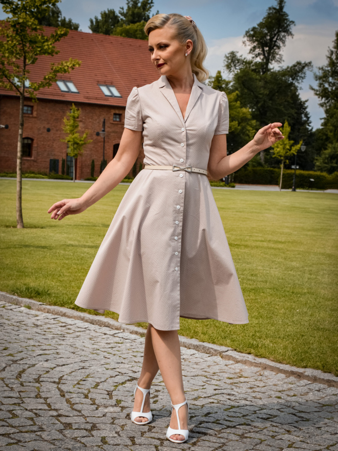 Bawełniana sukienka z kołnierzem rewersowym